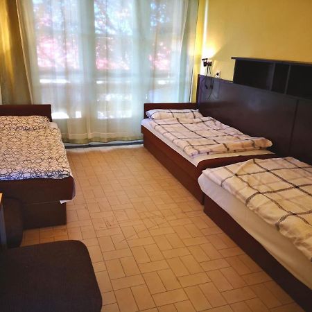 Aparthotel Beach Club Panzio Es Camping Zamárdi Exteriér fotografie
